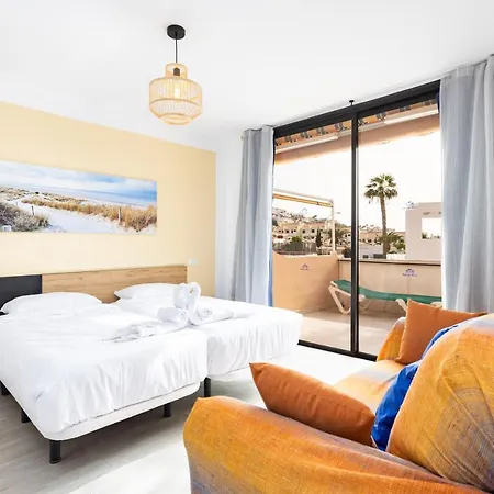 Live Paradise Court Pool & Beach View Costa Adeje (Tenerife)