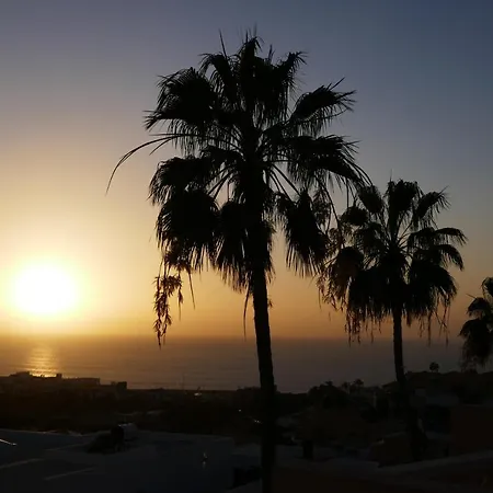 Live Paradise Court Pool & Beach View Costa Adeje (Tenerife)